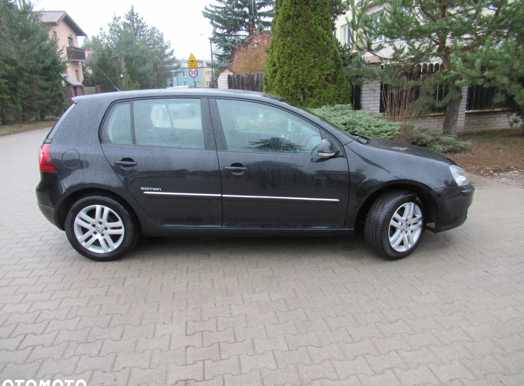 Volkswagen Golf cena 17900 przebieg: 219000, rok produkcji 2008 z Pruszków małe 781